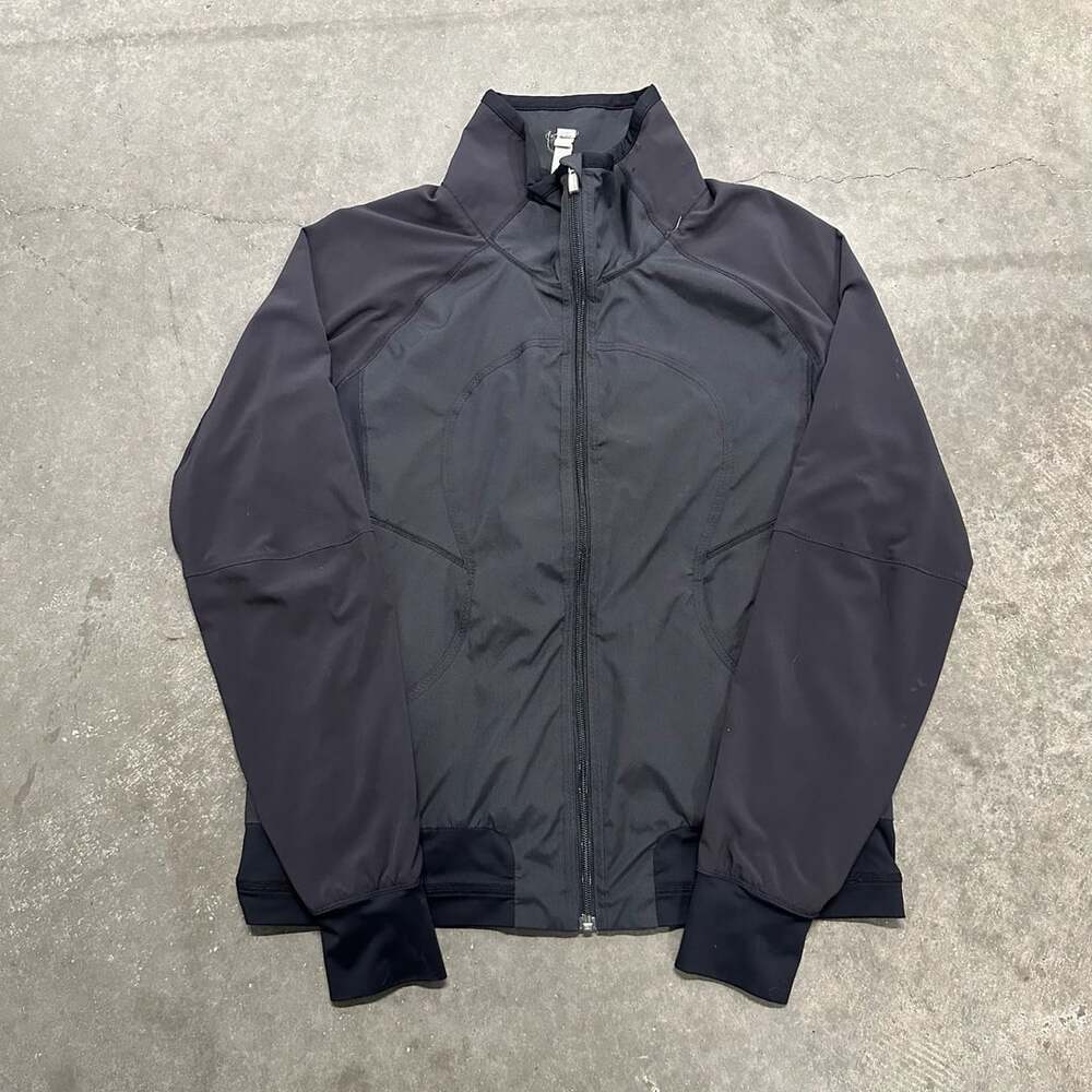 Lululemon Athletica Jacket Size 10 Full Zip Running Yoga Athletic Stretch